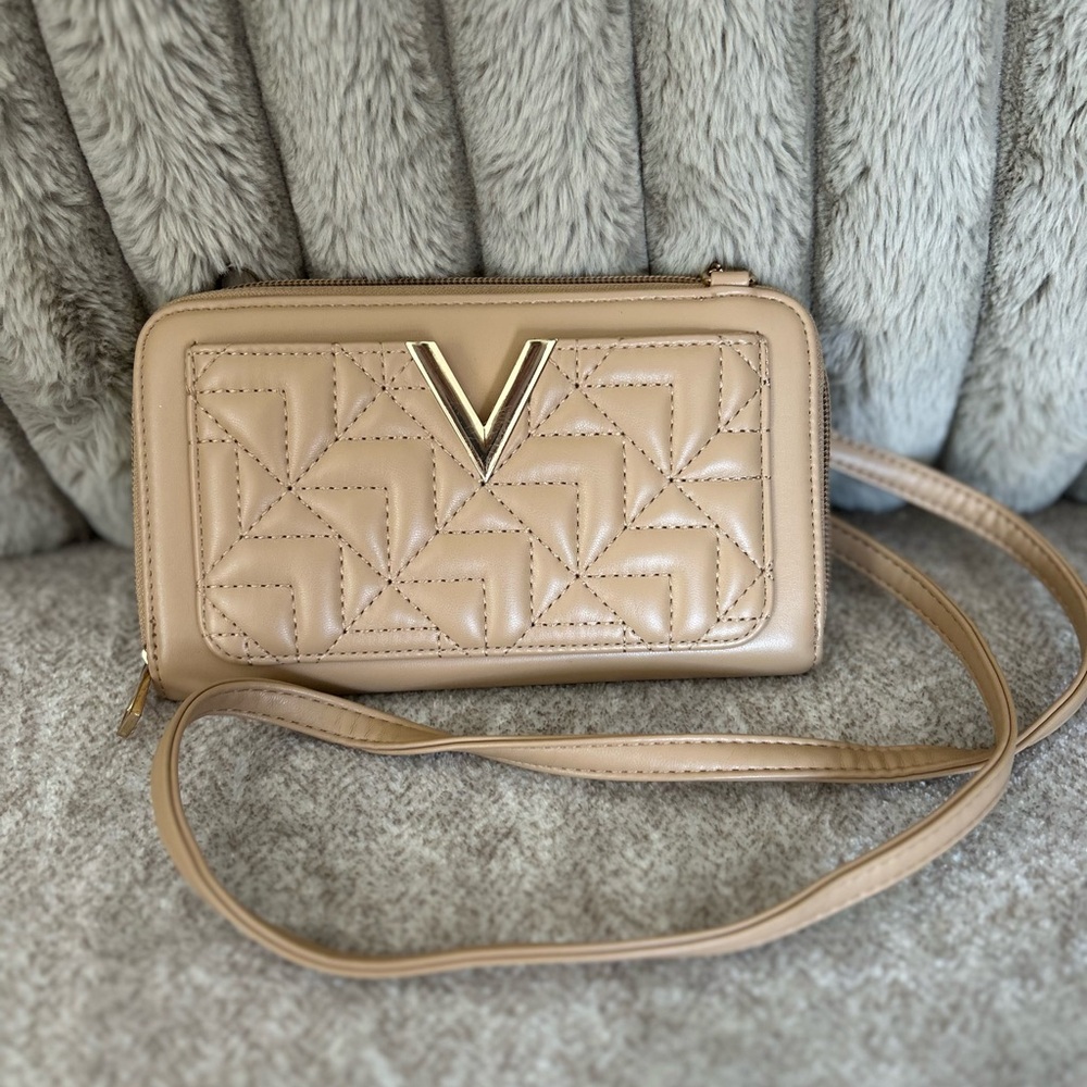 Elegant Tan Quilted Women's Bag